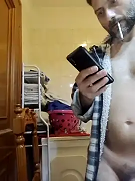 Snapshot of coppiasenzacensura chatting on 11-01-25, 03:52 coppiasenzacensura online show from 11-01-25, 03:52