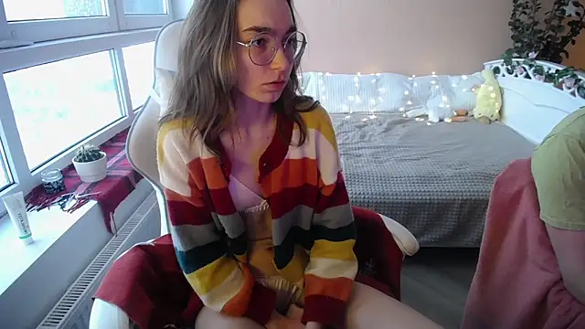 Snapshot of MissLinaDream chatting on 02-20-25, 02:35 MissLinaDream online show from 02-20-25, 02:35