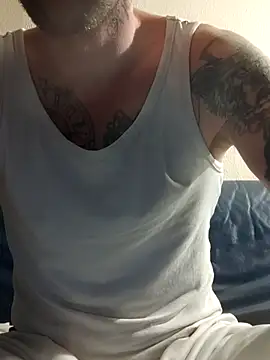 PIercingBoy38 online show from 11-02-25, 02:58