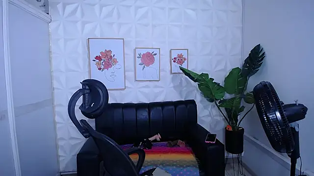 Valentinaa mature online show from 11-08-25, 05:07