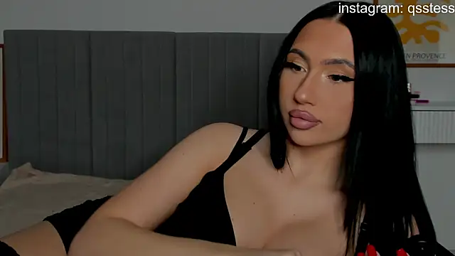 Snapshot of qsstess chatting on 01-11-25, 05:29 qsstess online show from 01-11-25, 05:29