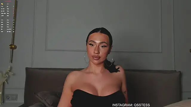 Snapshot of qsstess chatting on 02-23-25, 02:04 qsstess online show from 02-23-25, 02:04