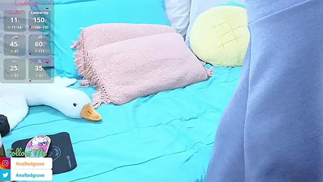 AnnaRedgrave online show from 09-26-25, 03:27