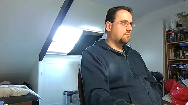 Snapshot of rdewaard81 chatting on 10-01-25, 08:42 rdewaard81 online show from 10-01-25, 08:42