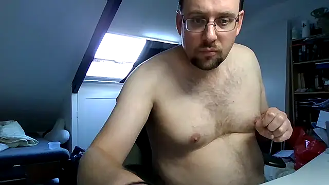 Snapshot of rdewaard81 chatting on 10-23-25, 10:36 rdewaard81 online show from 10-23-25, 10:36