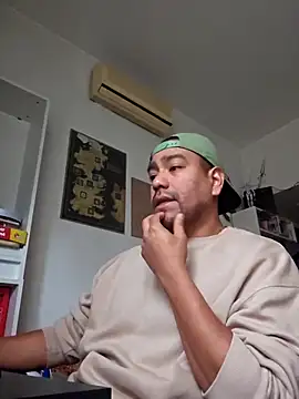 Motherandson online show from 03-05-26, 08:21