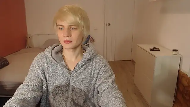 Oliver sweet  online show from 01-15-26, 01:54