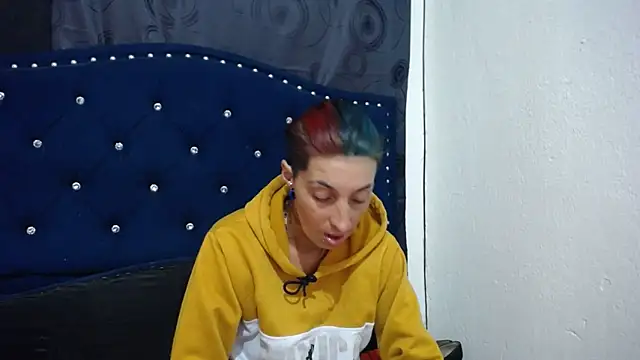 Snapshot of anyu1306 chatting on 02-17-25, 03:04 anyu1306 online show from 02-17-25, 03:04