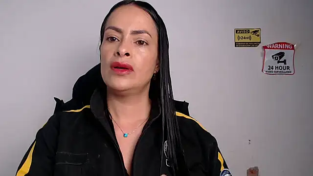 Snapshot of susana07 chatting on 05-23-26, 11:58 susana07 online show from 05-23-26, 11:58