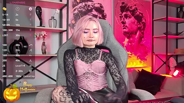 ReiYosimoto online show from 11-02-25, 01:57