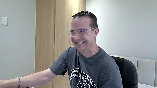 BrettJ81 online show from 12-09-24, 02:49