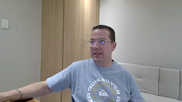 BrettJ81 online show from 12-10-24, 01:44