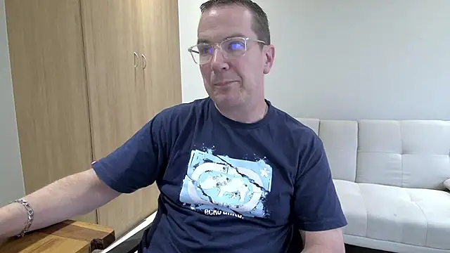 BrettJ81 online show from 02-08-26, 02:09