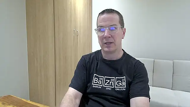 BrettJ81 online show from 06-09-26, 03:01