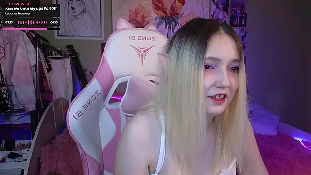 Evie Ro online show from 12-10-24, 08:38