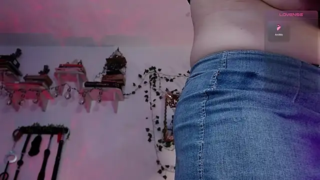 Eve Blue77 online show from 04-21-26, 03:02