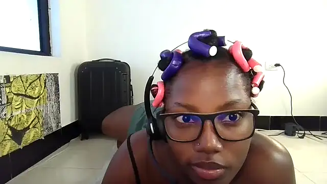 Ashaichious online show from 11-13-25, 08:08