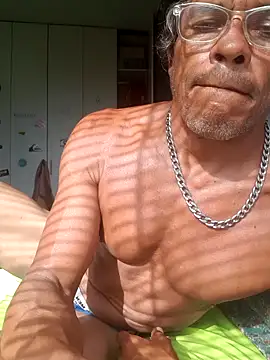 Snapshot of kvr27 chatting on 03-01-25, 09:04 kvr27 online show from 03-01-25, 09:04