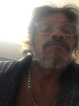 Snapshot of kvr27 chatting on 09-25-25, 01:42 kvr27 online show from 09-25-25, 01:42