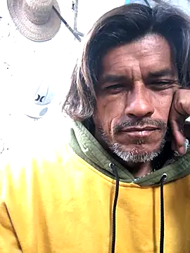 Snapshot of kvr27 chatting on 10-12-25, 08:41 kvr27 online show from 10-12-25, 08:41