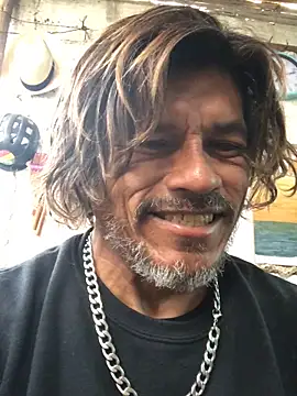 Snapshot of kvr27 chatting on 10-29-25, 12:07 kvr27 online show from 10-29-25, 12:07