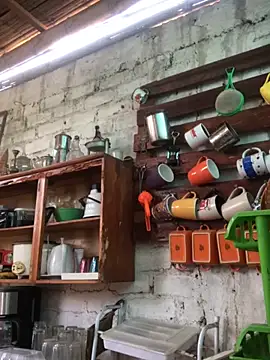 Snapshot of kvr27 chatting on 12-13-25, 08:04 kvr27 online show from 12-13-25, 08:04