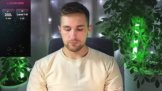 Sweeet  boy online show from 02-17-25, 06:37