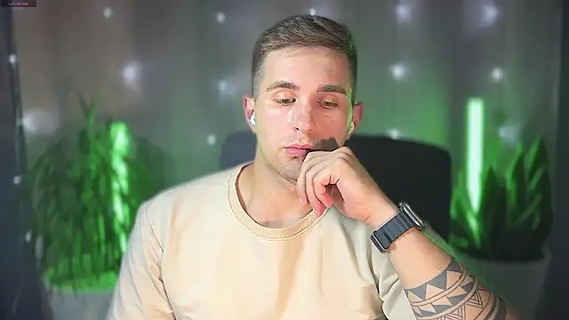 Sweeet  boy online show from 03-22-25, 05:52