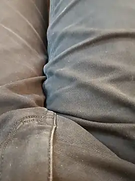 u wan me online show from 11-22-25, 09:08