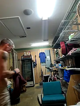 Snapshot of leahcimnikral chatting on 10-06-25, 12:41 leahcimnikral online show from 10-06-25, 12:41