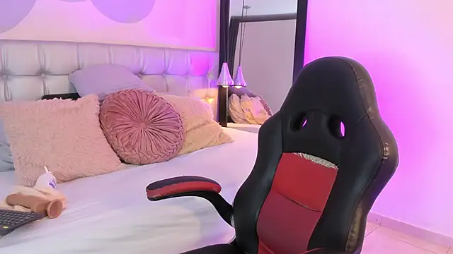 pervert lizza online show from 03-20-25, 12:00