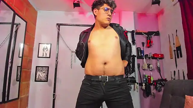 dom2travelersss online show from 03-02-25, 07:02