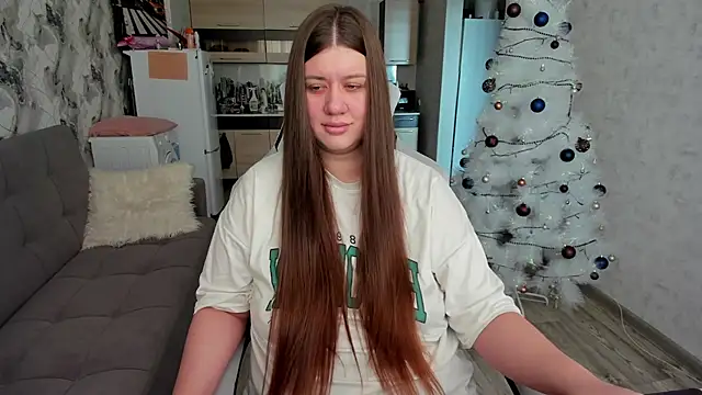 Lis Kollen online show from 12-14-25, 07:03