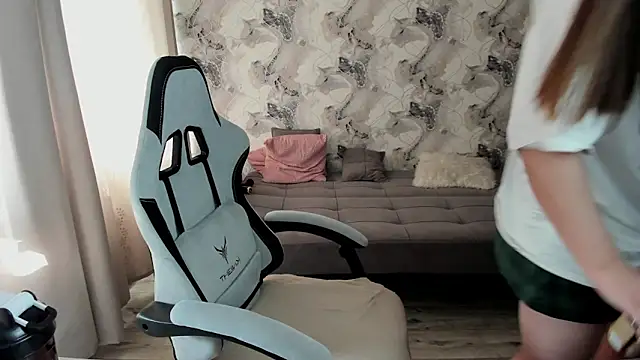 Lis Kollen online show from 04-07-26, 09:43