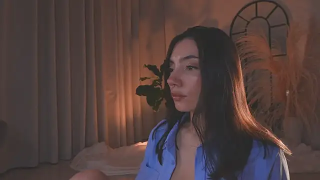 AmyArmstrong online show from 10-01-25, 01:00