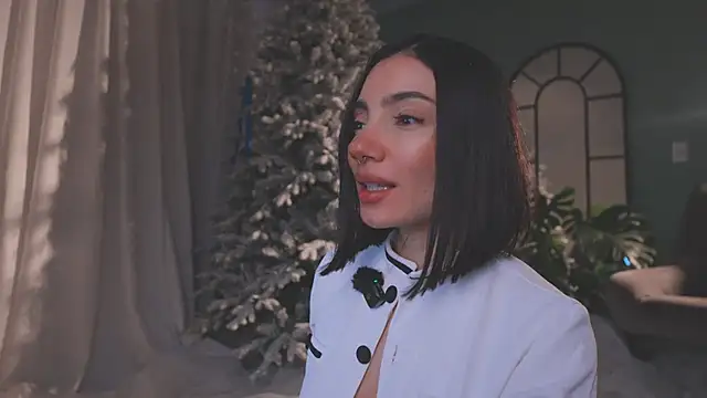 AmyArmstrong online show from 01-14-26, 11:09