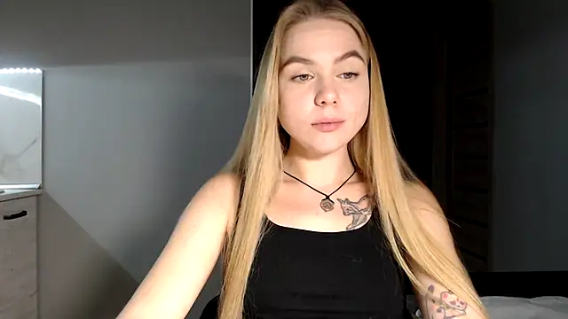 Snapshot of Sunbeam_ chatting on 12-19-24, 09:49 Sunbeam online show from 12-19-24, 09:49