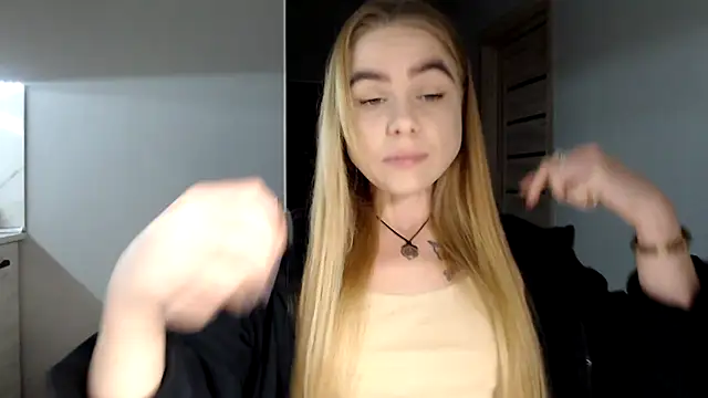 Snapshot of Sunbeam_ chatting on 01-24-25, 08:22 Sunbeam online show from 01-24-25, 08:22