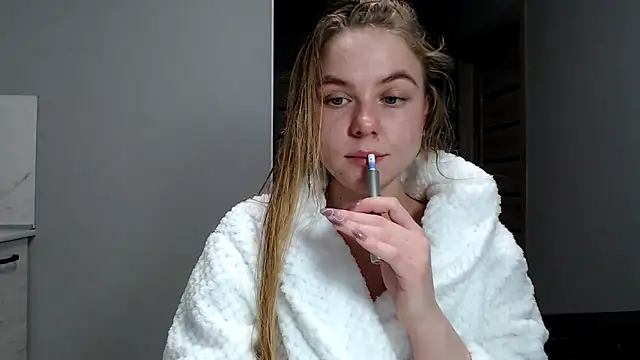 Snapshot of Sunbeam_ chatting on 02-14-25, 02:54 Sunbeam online show from 02-14-25, 02:54