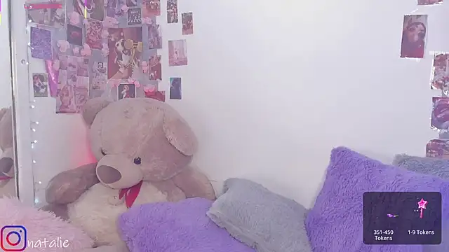 Snapshot of natalie_jaensen chatting on 09-15-25, 07:47 natalie jaensen online show from 09-15-25, 07:47