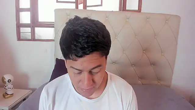 oliver price1 online show from 04-22-26, 01:45