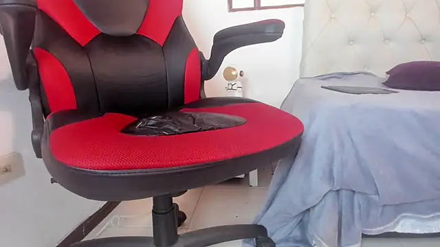 oliver price1 online show from 04-25-26, 01:41