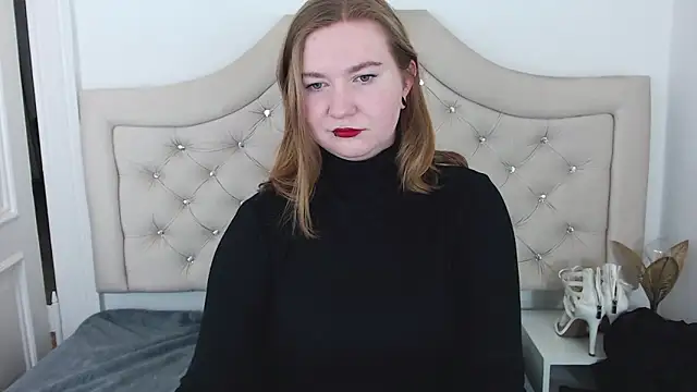 LaraDream online show from 01-16-25, 08:36