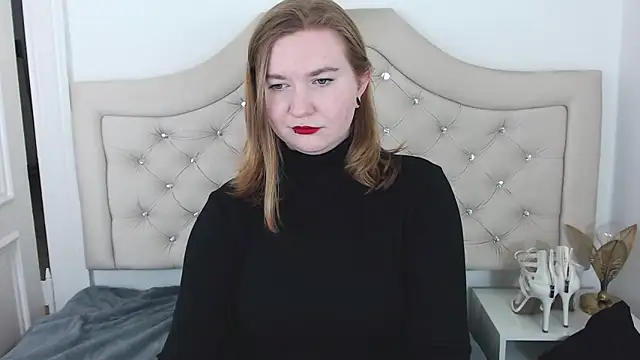 LaraDream online show from 01-16-25, 11:48