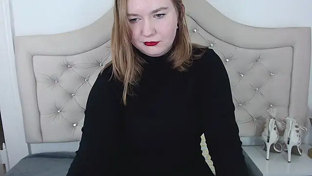 LaraDream online show from 01-22-25, 03:09