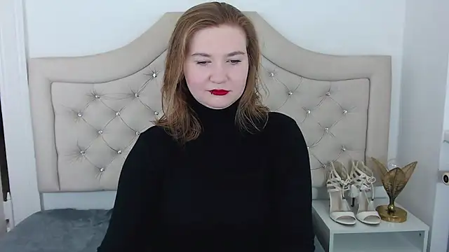 LaraDream online show from 01-29-25, 06:28