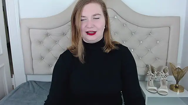 LaraDream online show from 02-07-25, 10:20