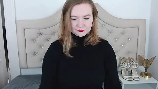 LaraDream online show from 02-09-25, 10:09