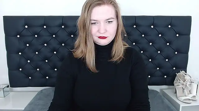 LaraDream online show from 03-05-25, 11:27