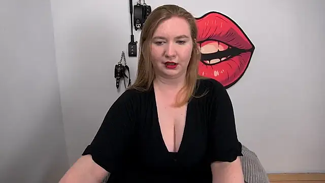 LaraDream online show from 09-13-25, 11:43